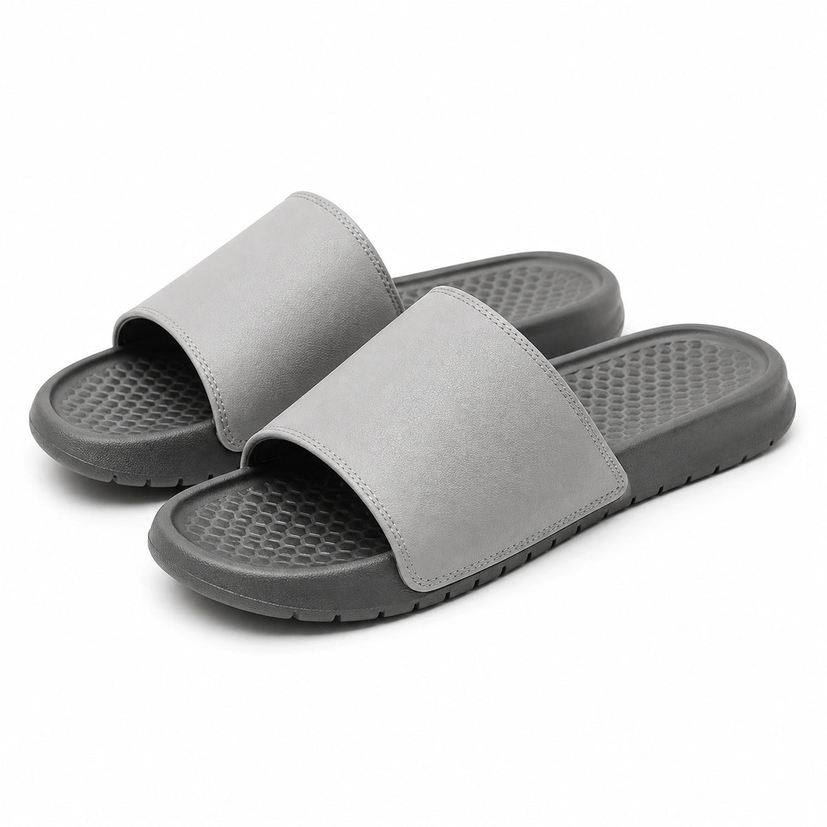 Chanclas 38/39 de material sintético gris con plantilla texturizada para uso diario